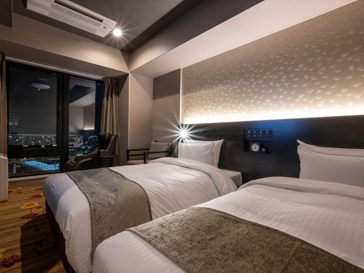 Hotel Wbf Shin-Osaka Skytower Esterno foto