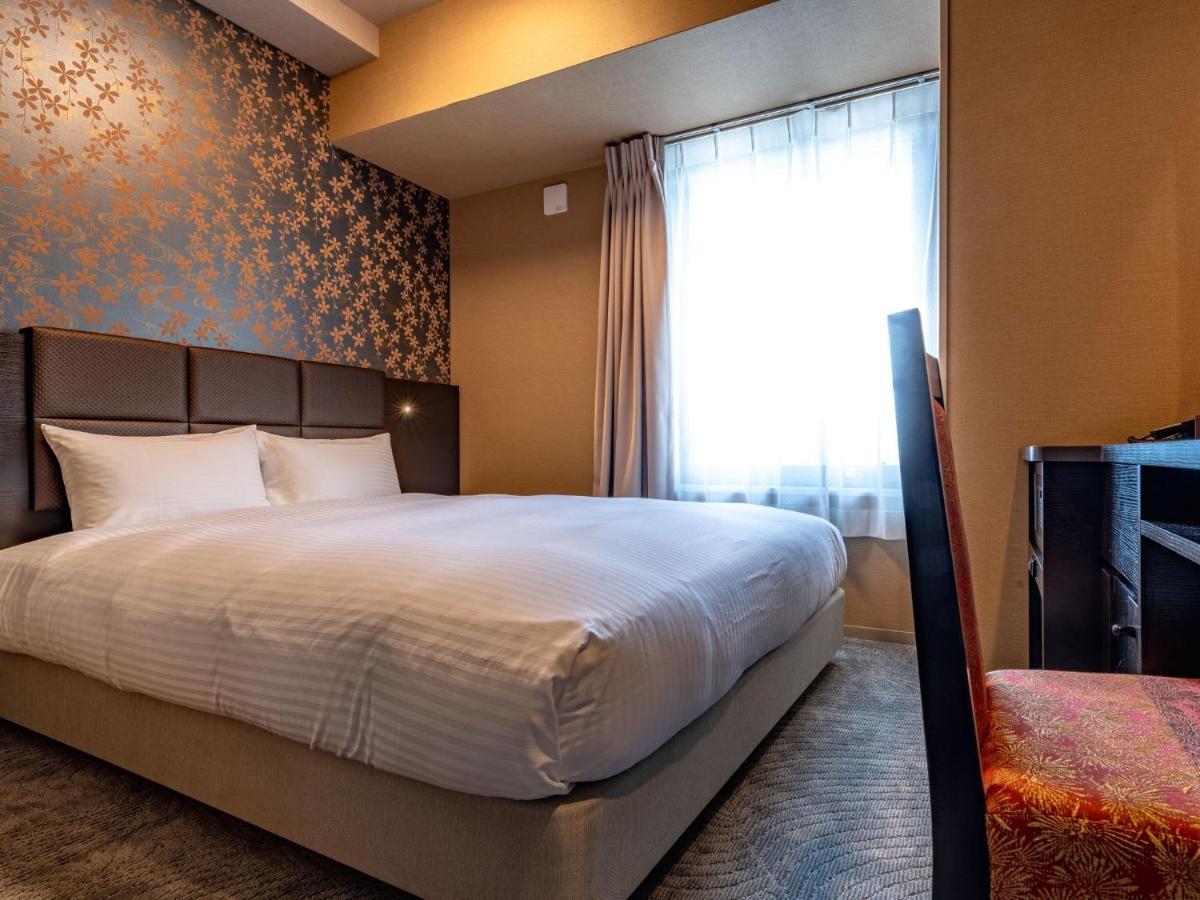 Hotel Wbf Shin-Osaka Skytower Esterno foto